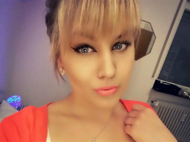 Junges Weibchen suche nette Flirt Kontakte