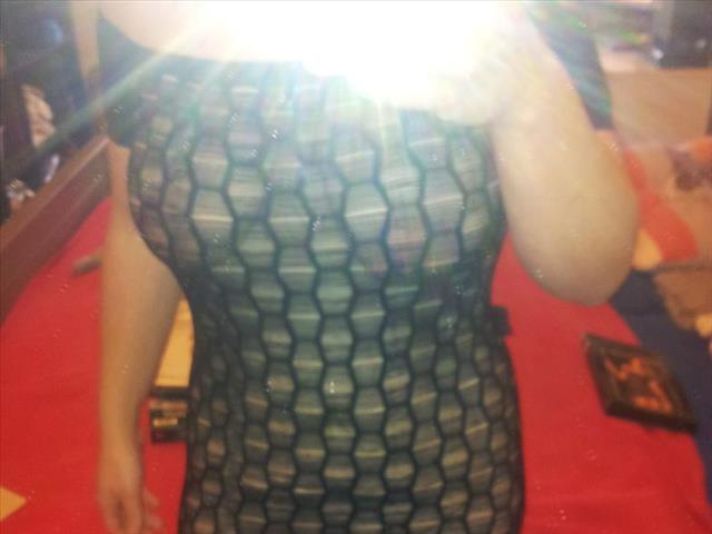 Rundliche Hobbyhure bietet erfüllenden Taschengeld Fick