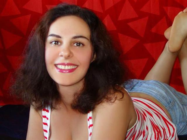 Mörfelden Walldorf - Junge Frau sucht Freundschaft plus Kontakte