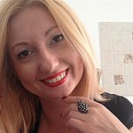Blonde Milf aus KS sucht private Erotik Kontakte